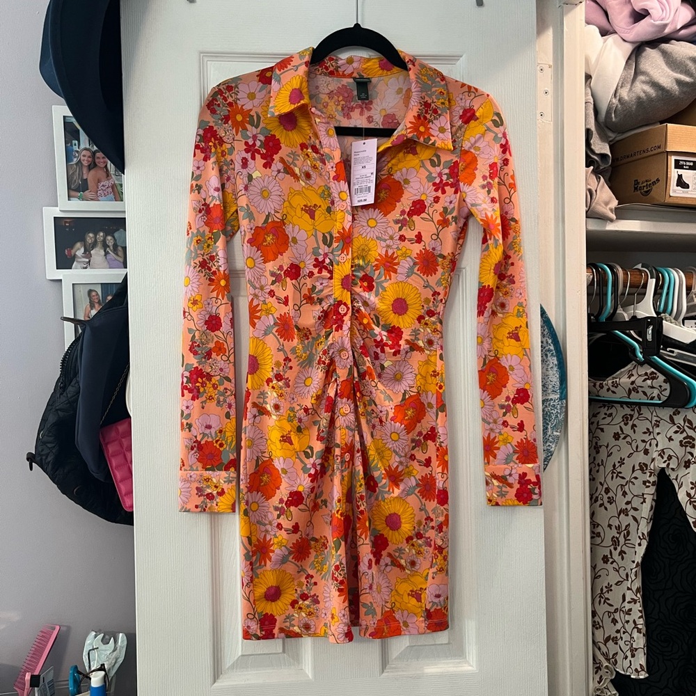WILD FABLE PEACE FLORAL BUTTON DOWN DRESS